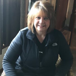 Meet your Posher, Andrea dickson